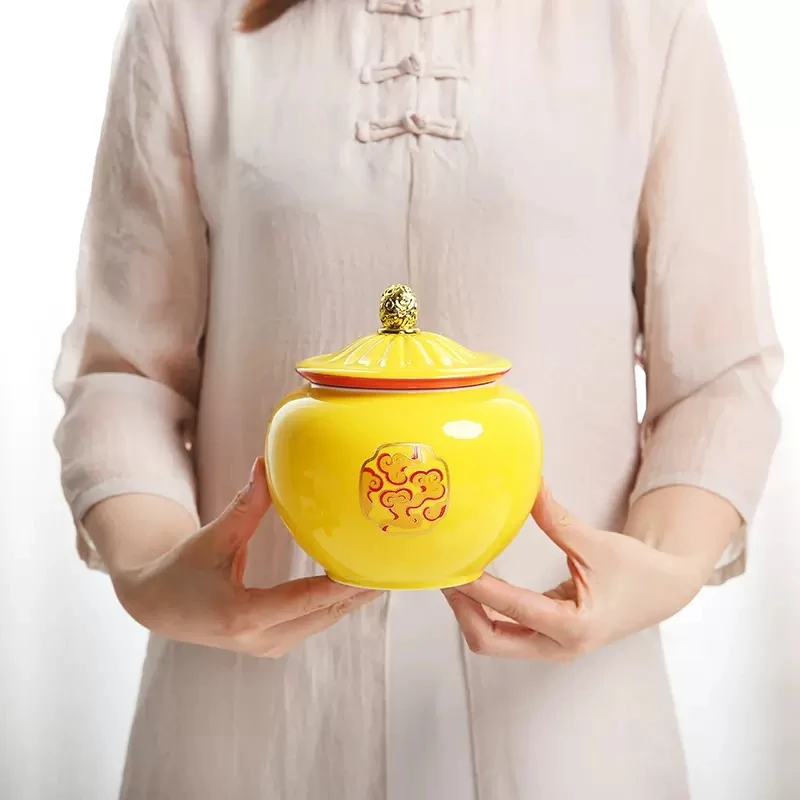 Chinese-style Yellow Ceramic Pot, Tea Container, Sealed Storage Pot, Desktop Ornaments, High-End, Living Room, Coffee Table, Tea
