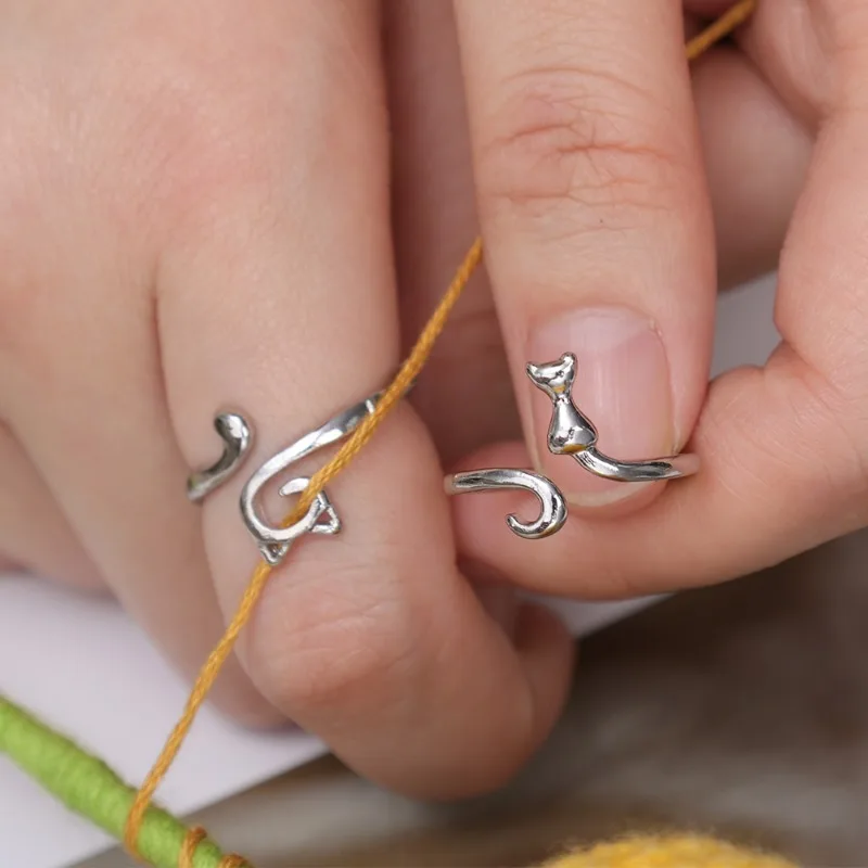 Cat Ears Crochet Ring Knitting Crocheting Loop Regulator Protecting Fingers Weaving Yarn Hoop Sewing Tool Webbing Accessories