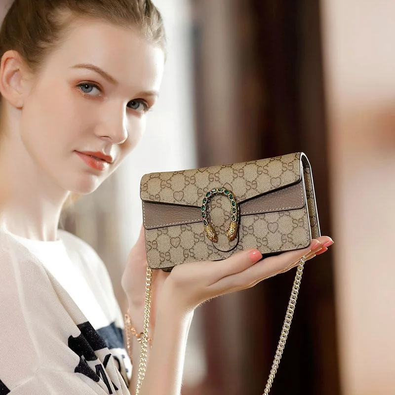 

Shoulder Bag for Women Genuine Leather Mini Bag for Lady New Fashion Cell Phone Holder with Strip