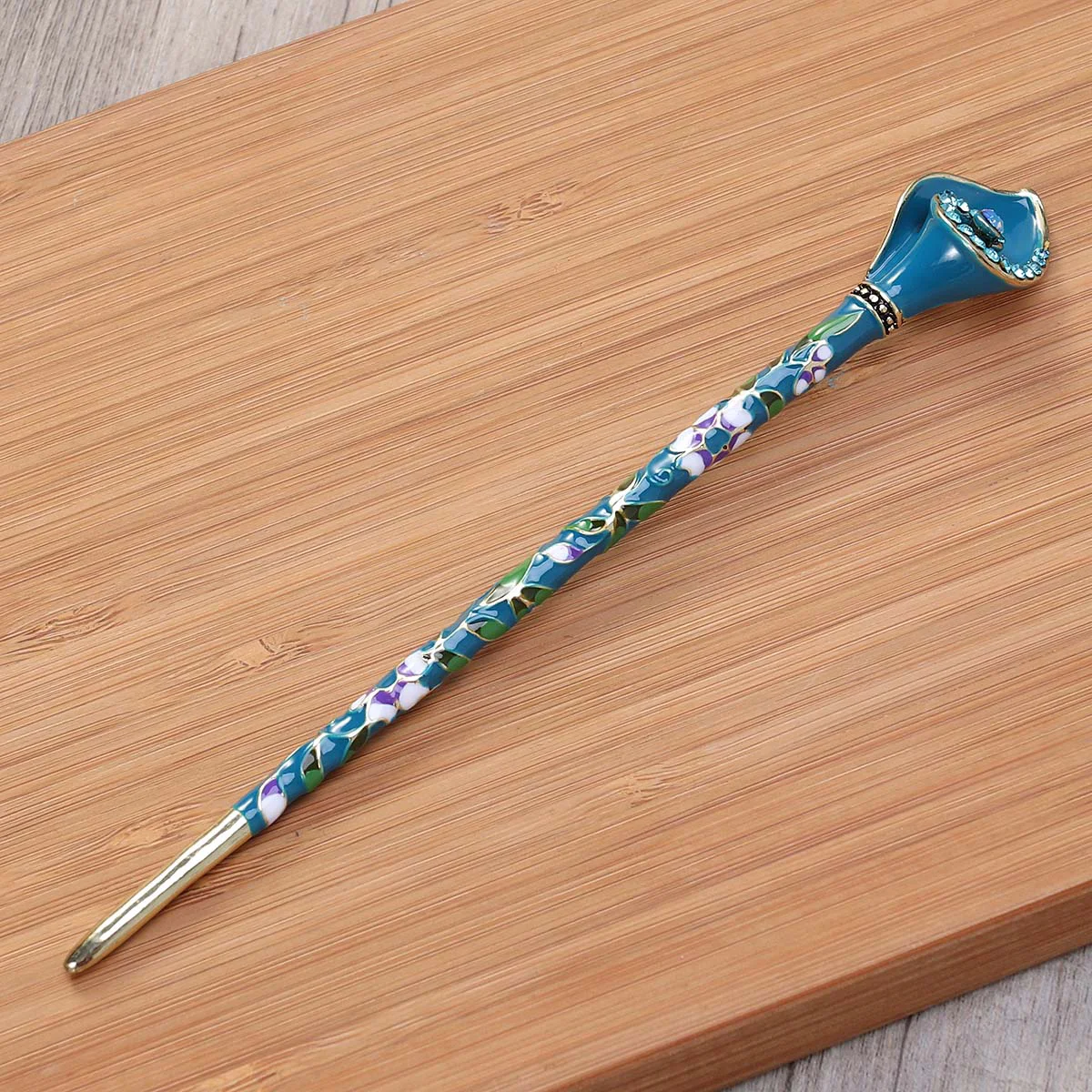 

Vintage Colored Drawing Hair Chopsticks Hair Decor Hairpin Hair Clip Hair Stick (Random Color)