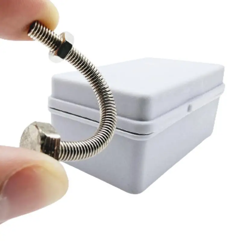 

Screw Bending Magic Screw Close Up Mentalism Gimmicks Magicians Accessories Bending Tricks Props Prank Toys Street Novelty Tool