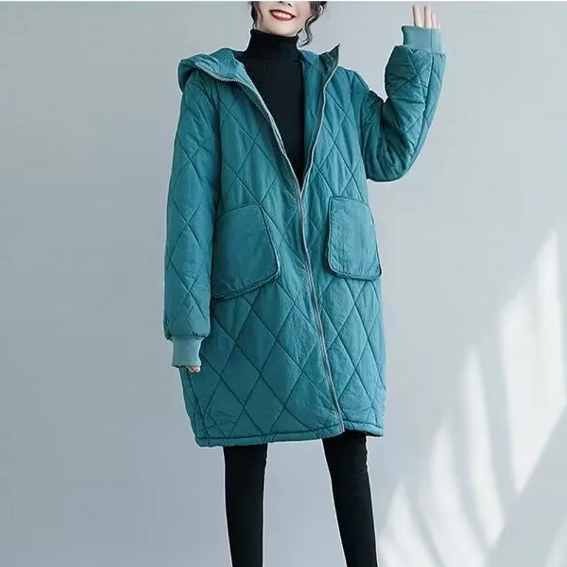 

Женская зимняя куртка, сезон 2023, демисезонная куртка для женщин, длинный черный свободный утепленный клетчатый топ с отворотом, повседневные винтажные стеганые куртки для женщин