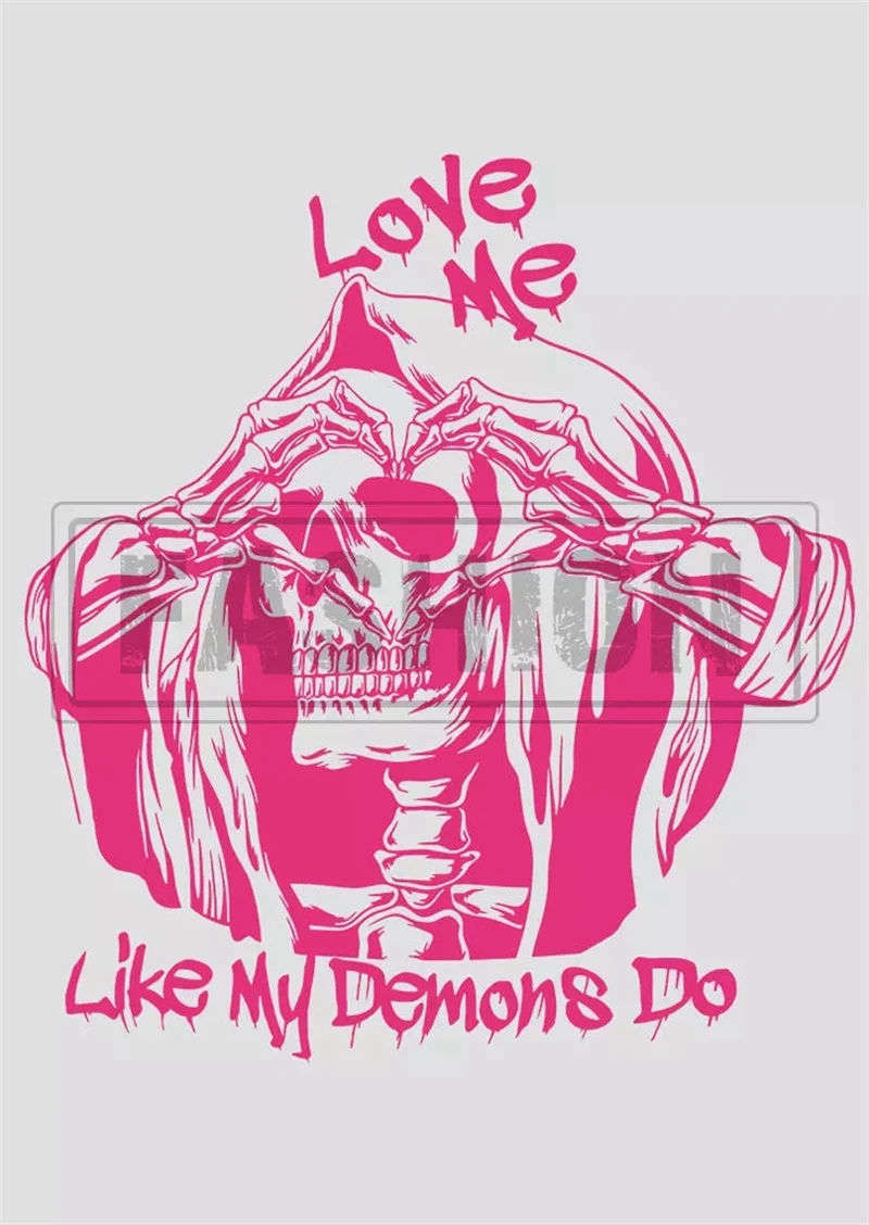 Рисунок 3 - Платье-свитшот с воротником-лодочкой