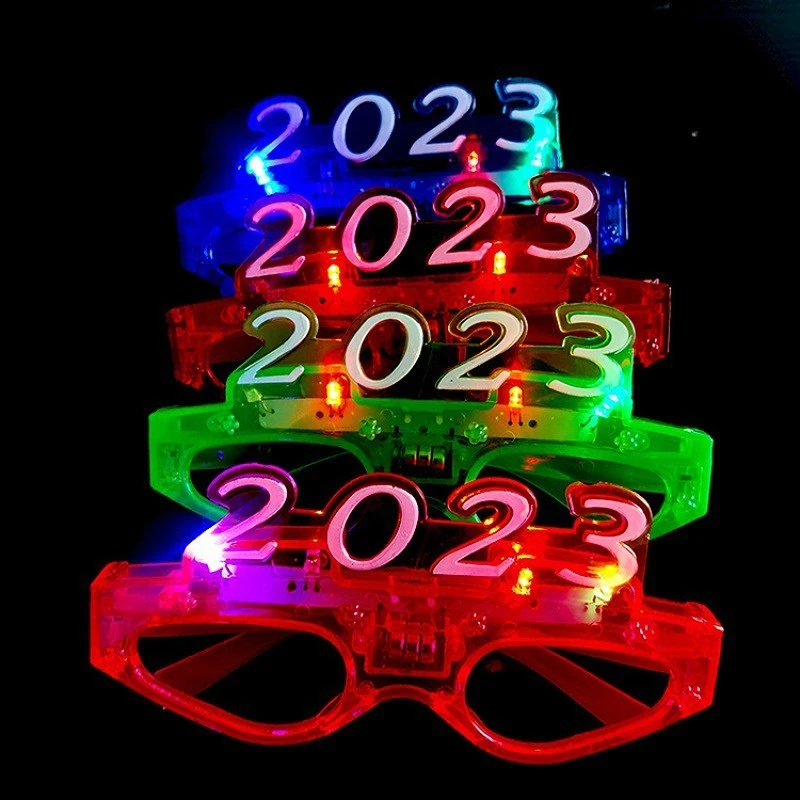 

4pcs Glowing Eyeglasses 2023 Party Eyewear LED 2023 New Year Glow In Dark Light Up Glasses Random Color Glow Party Supplies