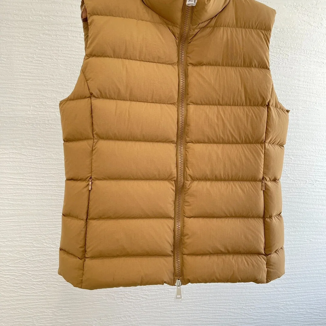High Quality Black Brown Sleeveless Matte Down Quilted Vest