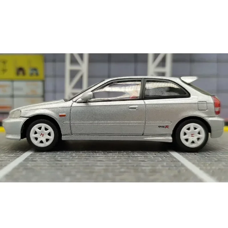 【カスタム品】HONDA CIVIC TYPE-R EK9 1/64 ミニカー 1/64 Hobby Japan Honda Civic Type-R (EK9) Custom White with