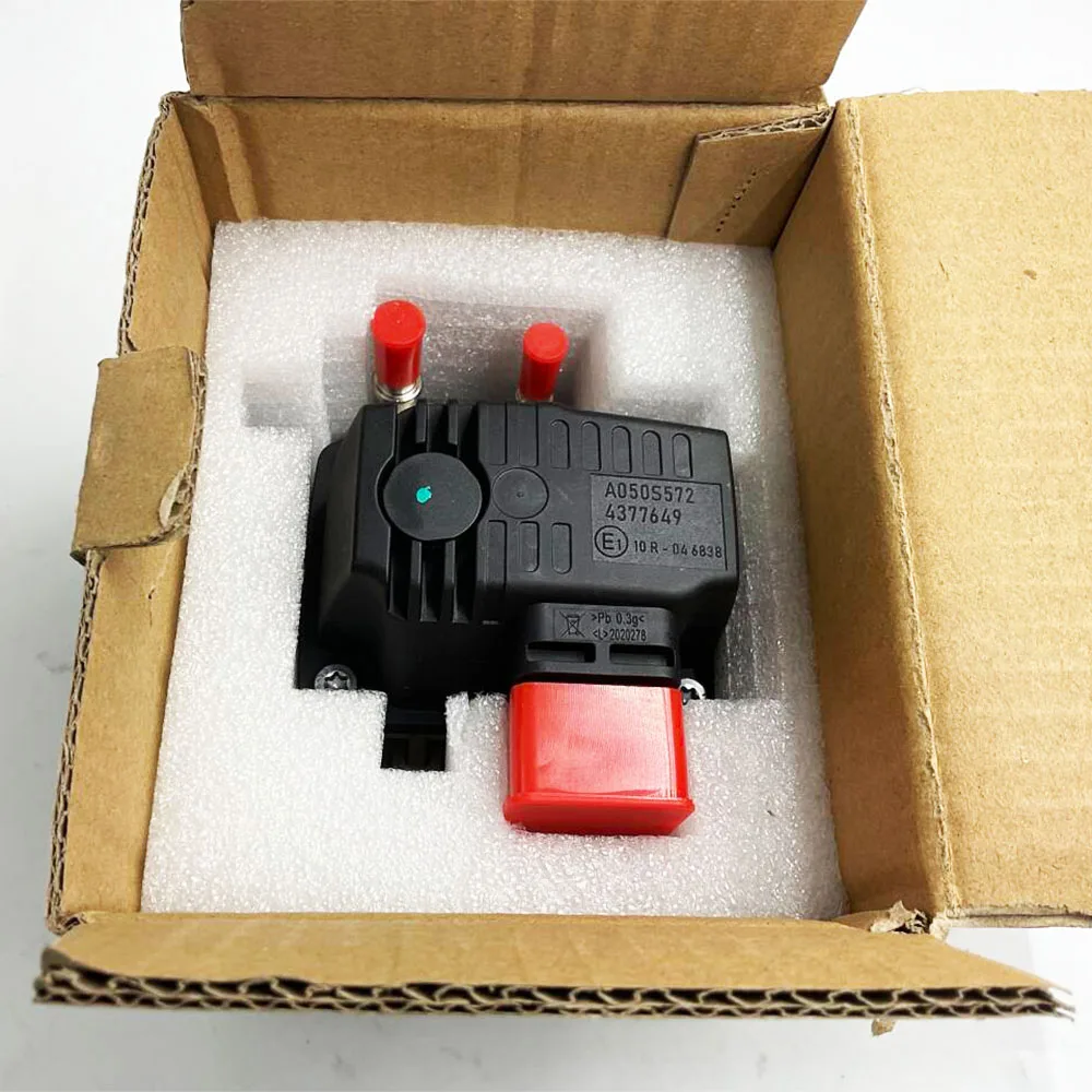 NEW 4377649 A050S572 4377650 A050S599 5578983 High Quality AdBlue Urea Injector Dosing Module Pump Nozzle for Cummins Engine