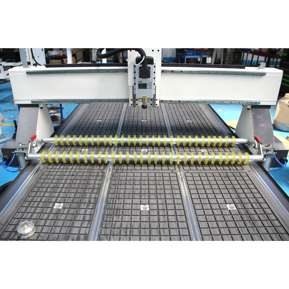 1325 CNC 라우터 (압력 롤러 및 진공 흡착 테이블 포함)
