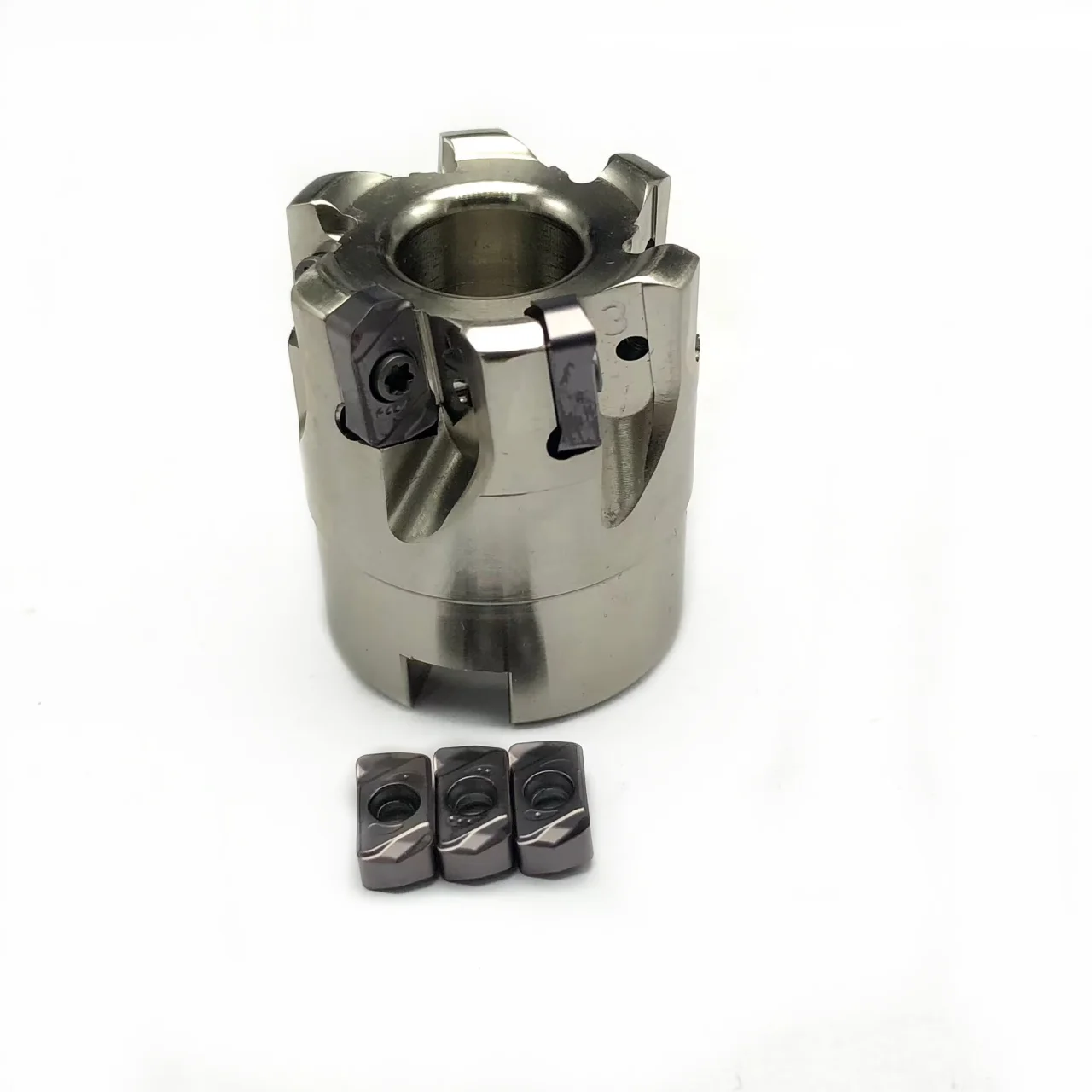 100% 고품질 TXN03R 고속 피드 35mm 40mm 50mm LNMU0303ZER-MJ CNC 선반 초경 네거티브 삼각형 인서트 절삭 공구