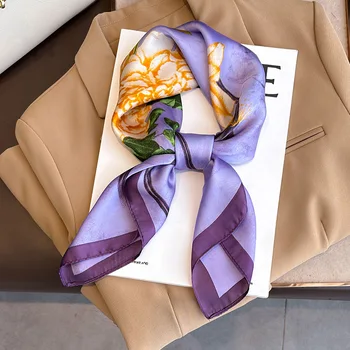 Sciarpe di seta con stampa floreale viola donna uomo sciarpe quadrate da 70cm Hijab femminile fazzoletto da collo in raso morbido Casual decorare cravatte da donna 1