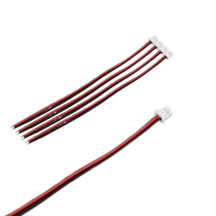 Gros plan sur le connecteur du câble batterie LiPo 5 fils pour WisBlock RAK, qualité OEM, avec les cinq fils distincts.