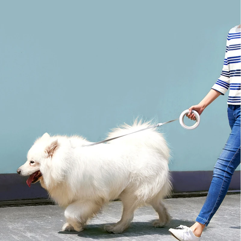 

2.6M Automatic Telescopic Pet Leash with Lights Usb Charging Strong Durable Nylon Traction Rope for Dog поводок для собаки D
