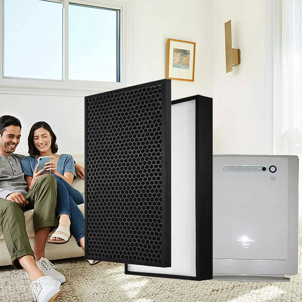 Filtre HEPA Toshiba CAF-C3K-R(G) installé dans un purificateur d'air, en situation d'utilisation.