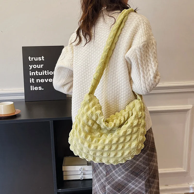 New Women's Bag, Fashionable Large Capacity Cloud Cross Bags, Bubble Tote Bag, Commuting Niche Pleated Casual Puff Shoulder Bag