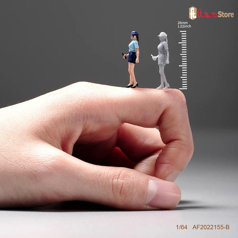 

ANT DIY Handmade 1/64 Japanese Policewoman Painted Diorama Figure Model Miniature Creative Photography Car Model Matching