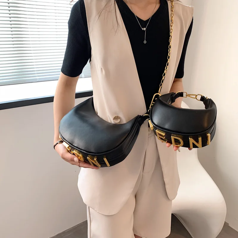 

Women's Chain Dumpling Trendy Niche Bag With Versatile Wrist One Shoulder Crossbody