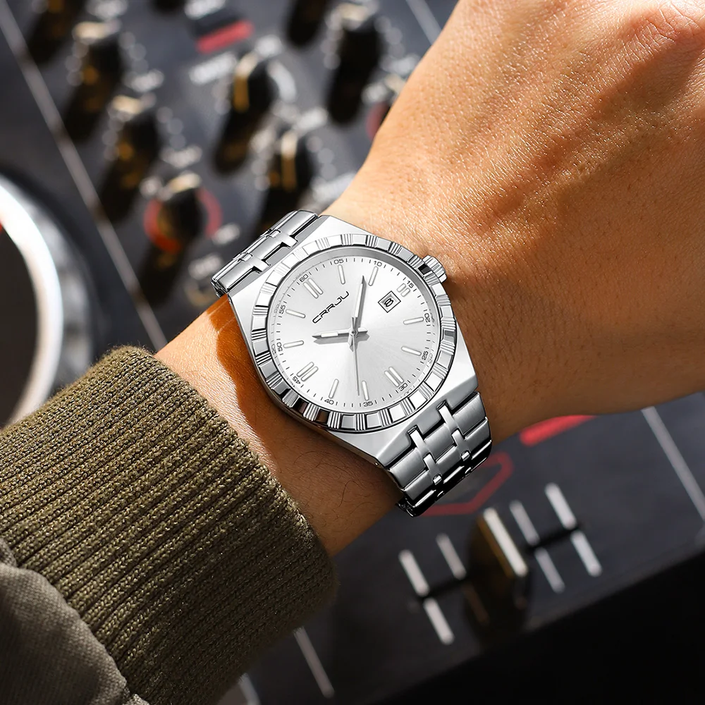 Silver Analog Men's Dress Watch: Stainless Steel Wristwatch with Date - Easy to Read, Perfect Gift