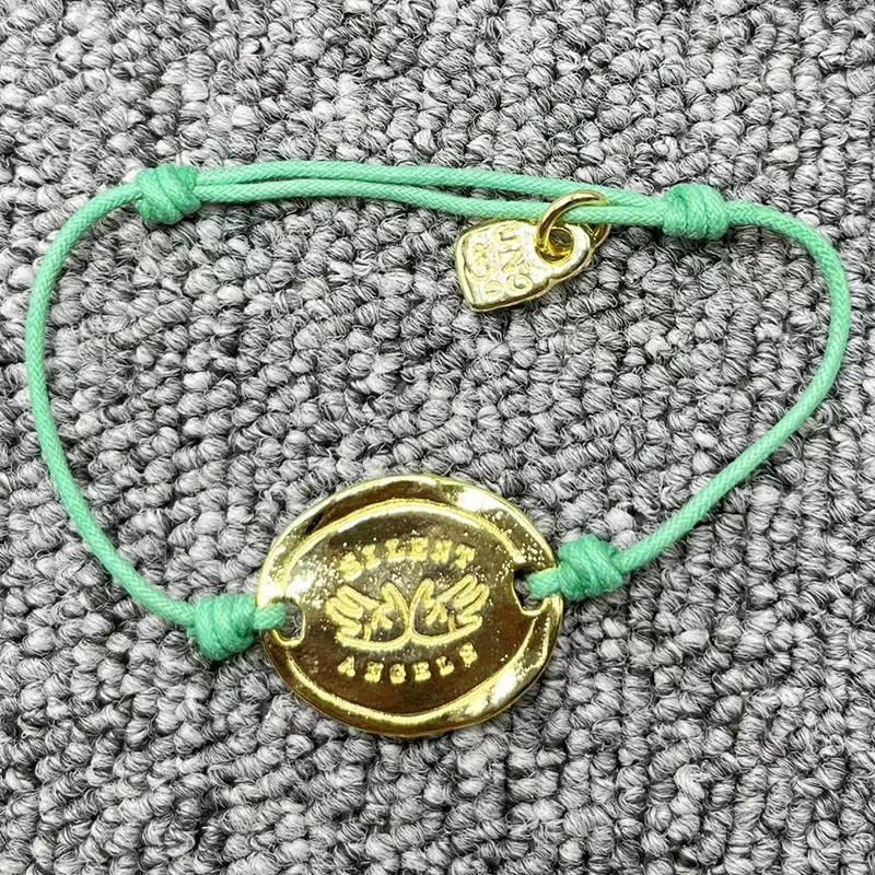 

2022 New UNOde50 Fashion Electroplating 925 Silver Simple Popular Small Crowd Bracelet Holiday Gift