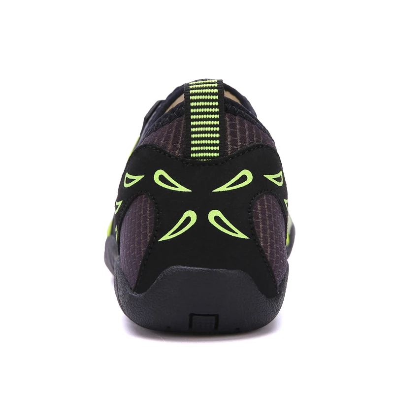 Men's Wading Shoes Quick Dry Water Sneakers Slip On Non-Slip Gym Sports Sneakers Outdoor Breathable Barefoot Sandals