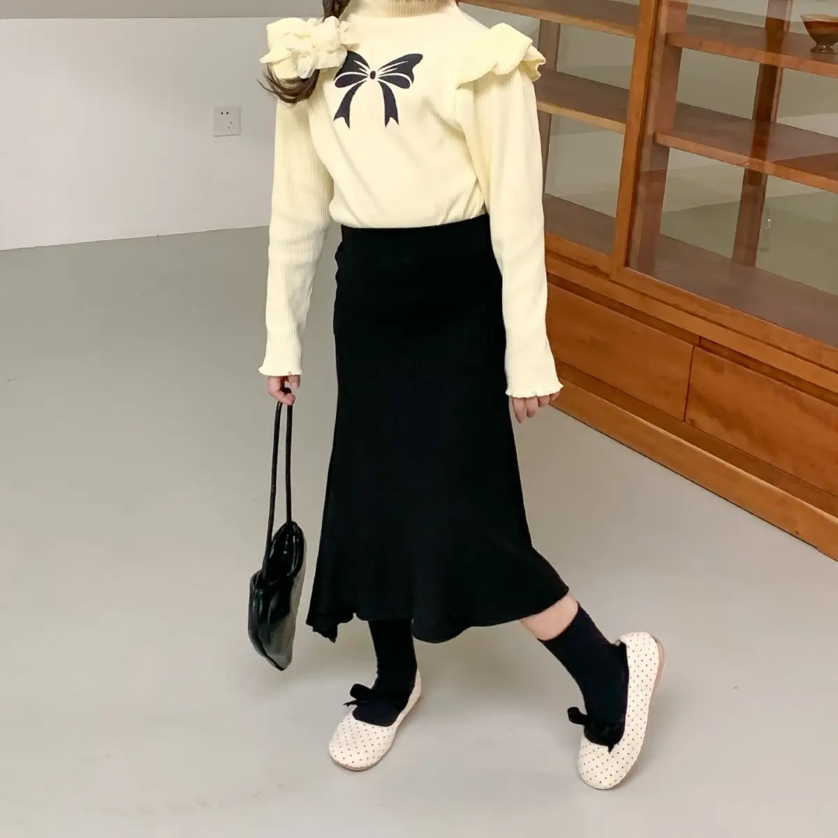 

Girl Dress Korean Style Children Dress 2023 Autumn Children Dress Girls Fishtail Skirt Girl Treasure Skirt Children Black Skirt