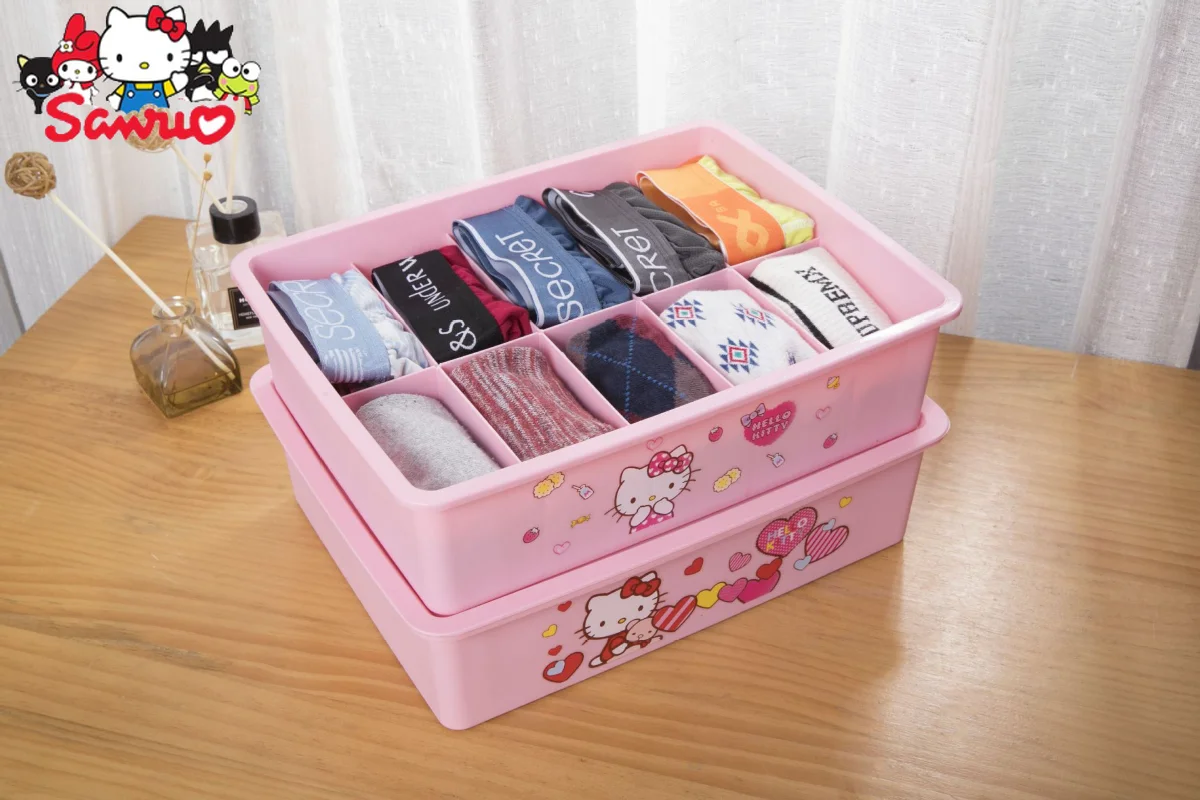 

Sanrio Melody Kuromi Hello Kitty Cinnamoroll Pochacco Underwear Panty Household Compartment with Lid Dust Organizer Storage Box