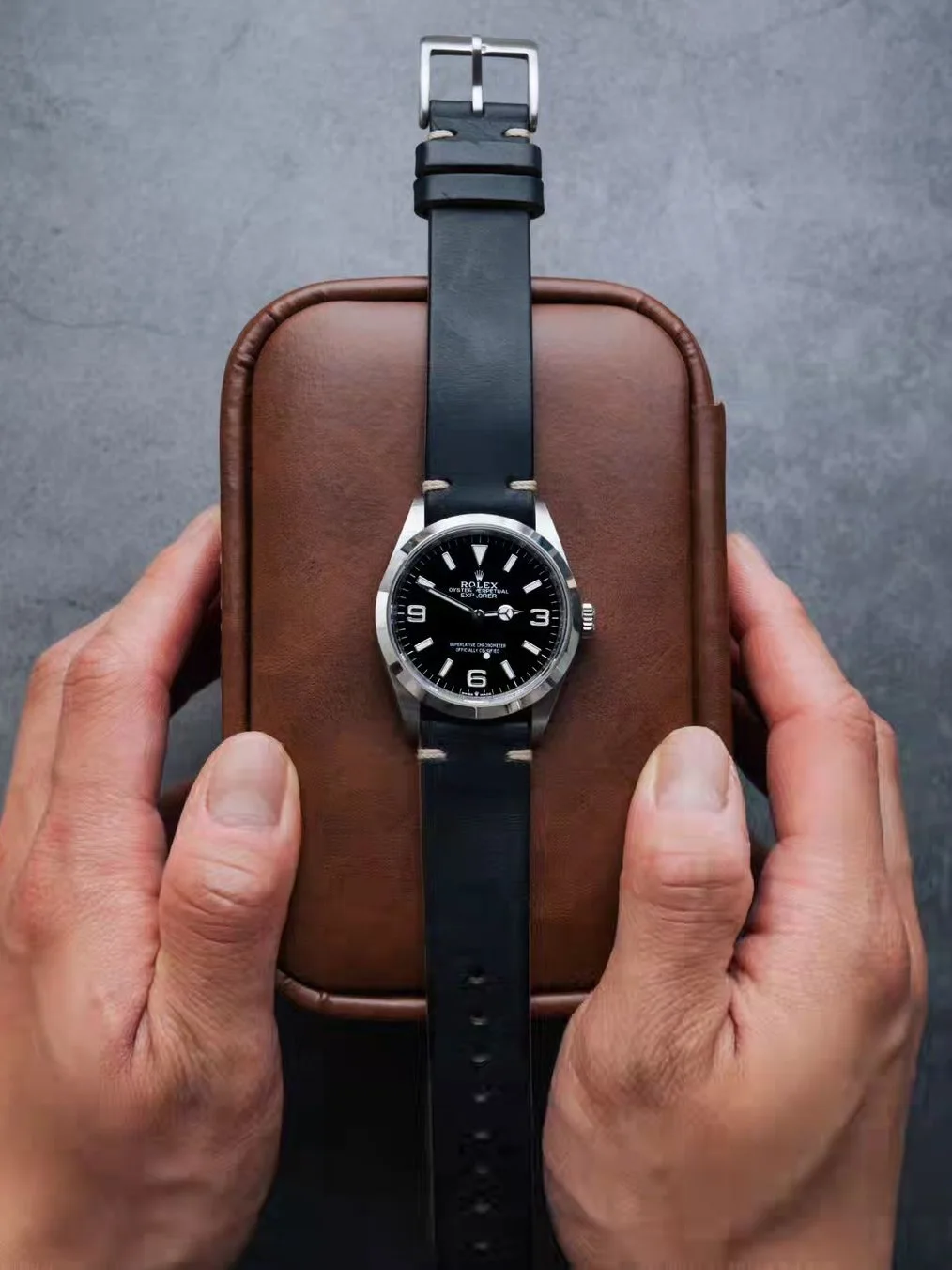 ネクロマンス リアルスコーピオン レザーバングル 100% Genuine Leather Watch Bands With Quick Release Horween