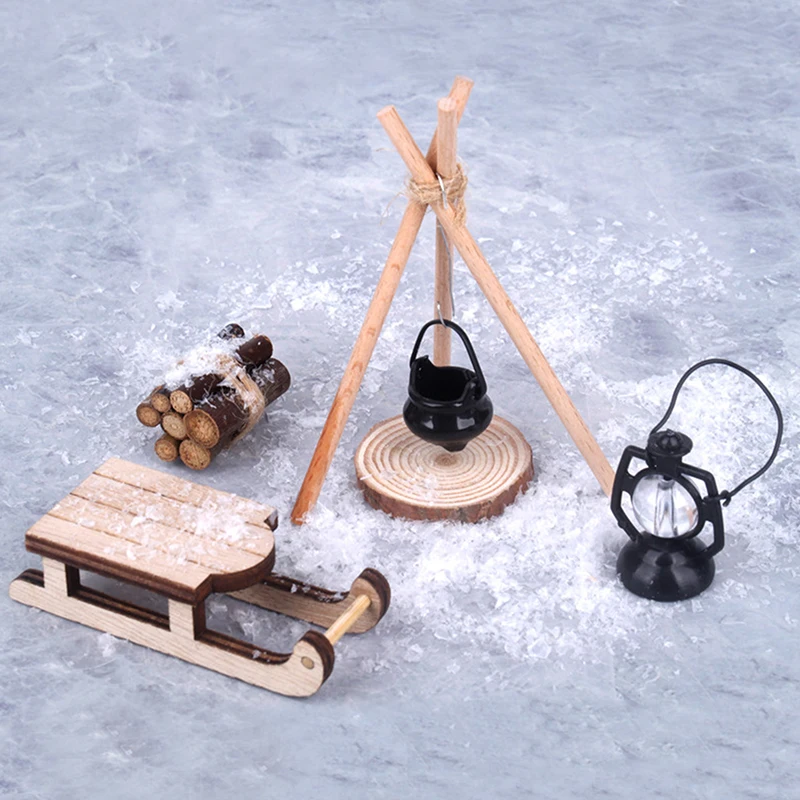 

1:12 Dollhouse Sleigh Camping Set Miniature Dollhouse Snow Scene Decoration Wooden Woodpile Photo Prop