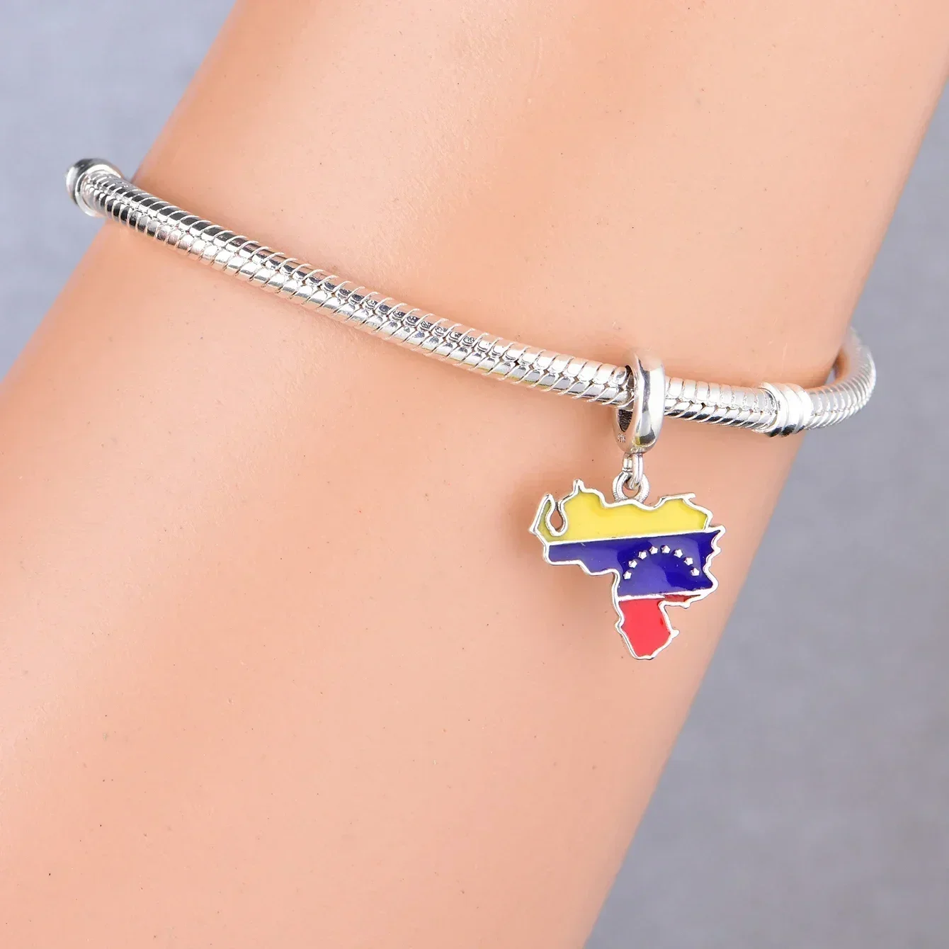 Huoonew Fit Original Pan Charm Bracelet Authentic 925 Sterling Silver Engrave Dominican Map Bead For Making DIY Berloque DIY 4