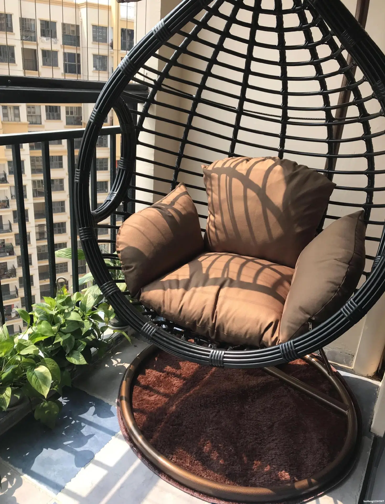 

Outdoor and indoor coarse rattan woven hanging rocking chair, simple swing, household rattan chair