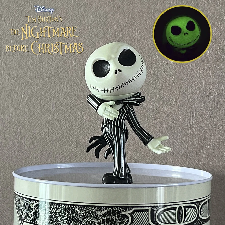 

Серебристые металлические фигурки Disney Jack Skellington