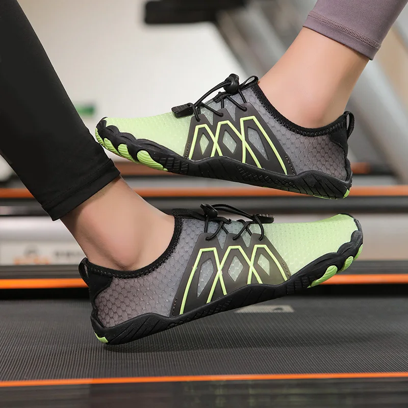Water Shoes Aqua Shoes Barefoot Shoes Unisex Barefoot Beach Water Sports Mens Sneakers Gym Sport Running Shoes Women Swimming Cycling Driving Yoga Footwear