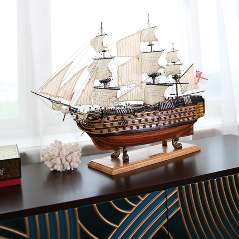 Palissandro Di Alta Qualità Royal Hms Victory Handicraft Sailing Model Smooth Sailing Decoration Apertura E Inaugurazione Della Casa