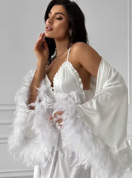 Abito da sposa da sposa Abito da mattina Elegante piuma Kimono femminile Accappatoio Abito Sexy Rayon Estate Nuovi indumenti da notte Indumenti da notte Lingerie