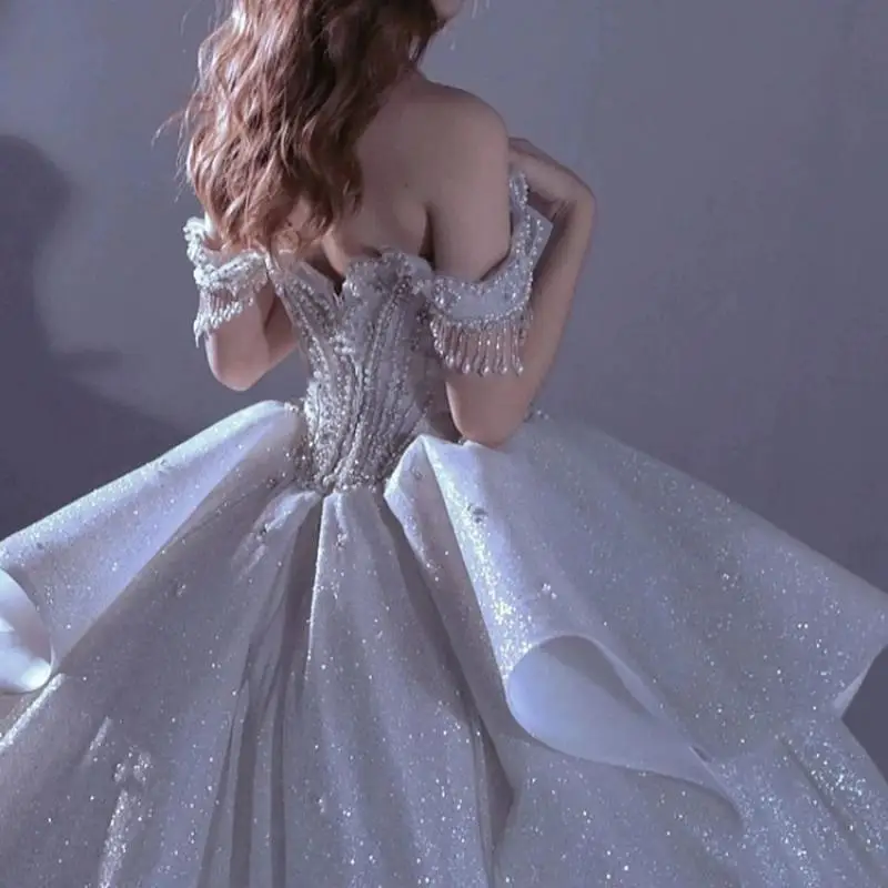 French One Shoulder Starry Sky Wedding Dress Sleeveless Beaded Dress for Female Brides Luxurious Palace Style Customized