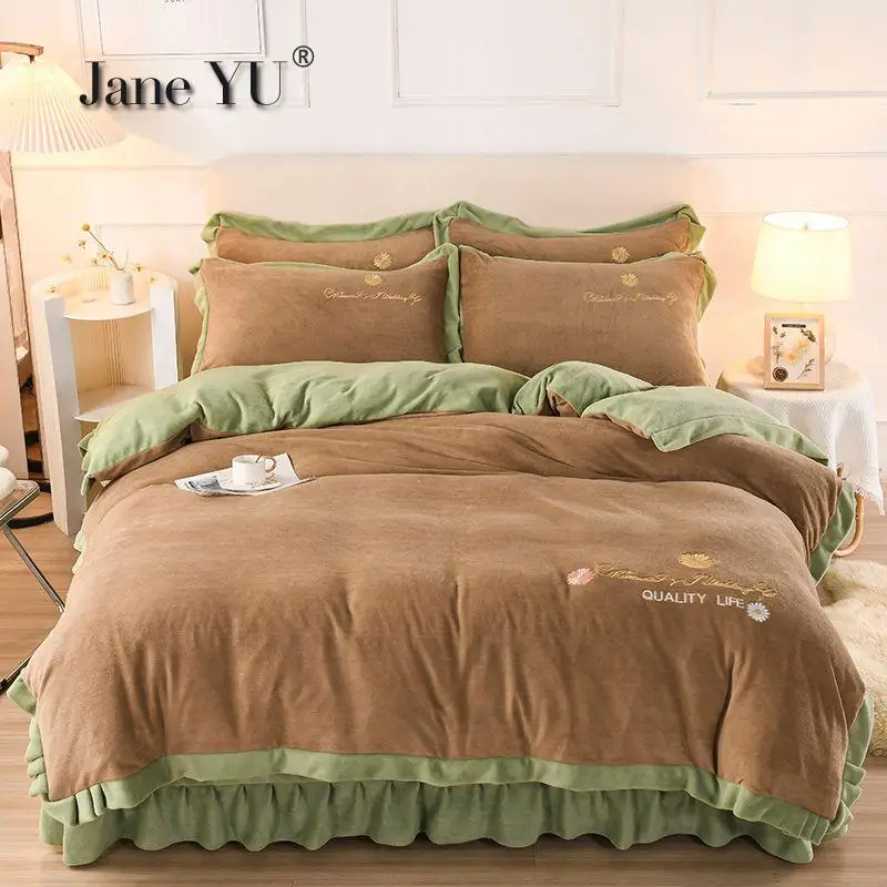 

Milk Velvet Bed Skirt Bed Cover 4pcs Bedding Sets Of Solid Color Princess Wind Embroidery Baby Velvet Coral Fleece Bedding Set