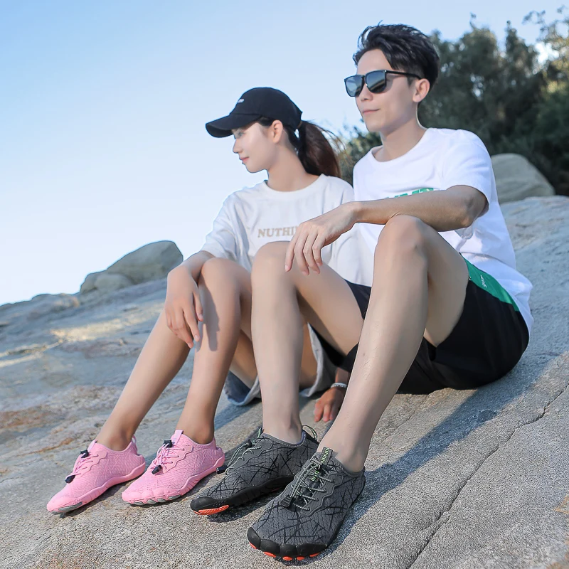 Swimming water shoes Women Men barefoot beach shoes Breathable sneakers Quick dry River saltwater Beach sneakers
