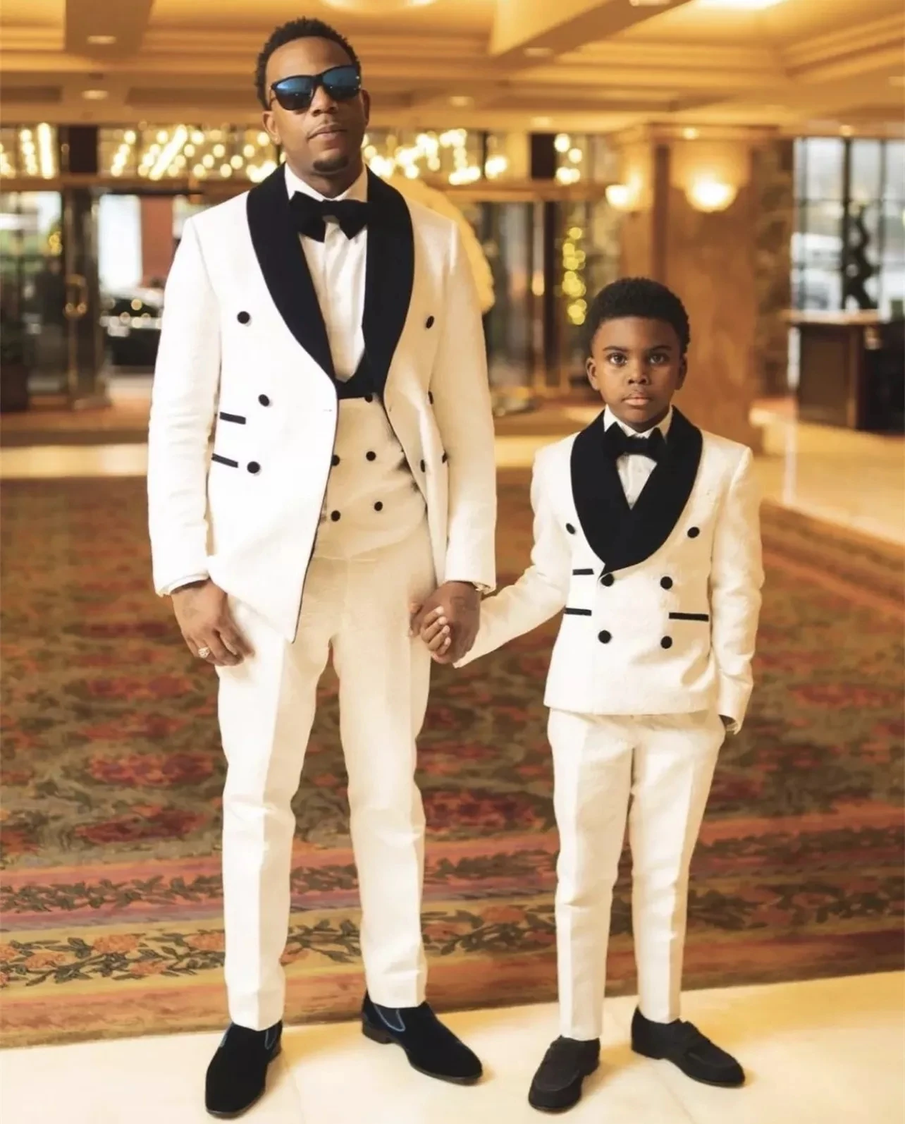 

Father And Son Men Suits 3 Pcs Costume Homme Shawl Lapel Tuxedos Slim Fit Groom Prom Terno Masculino Blazer Jacket+Pant+Vest