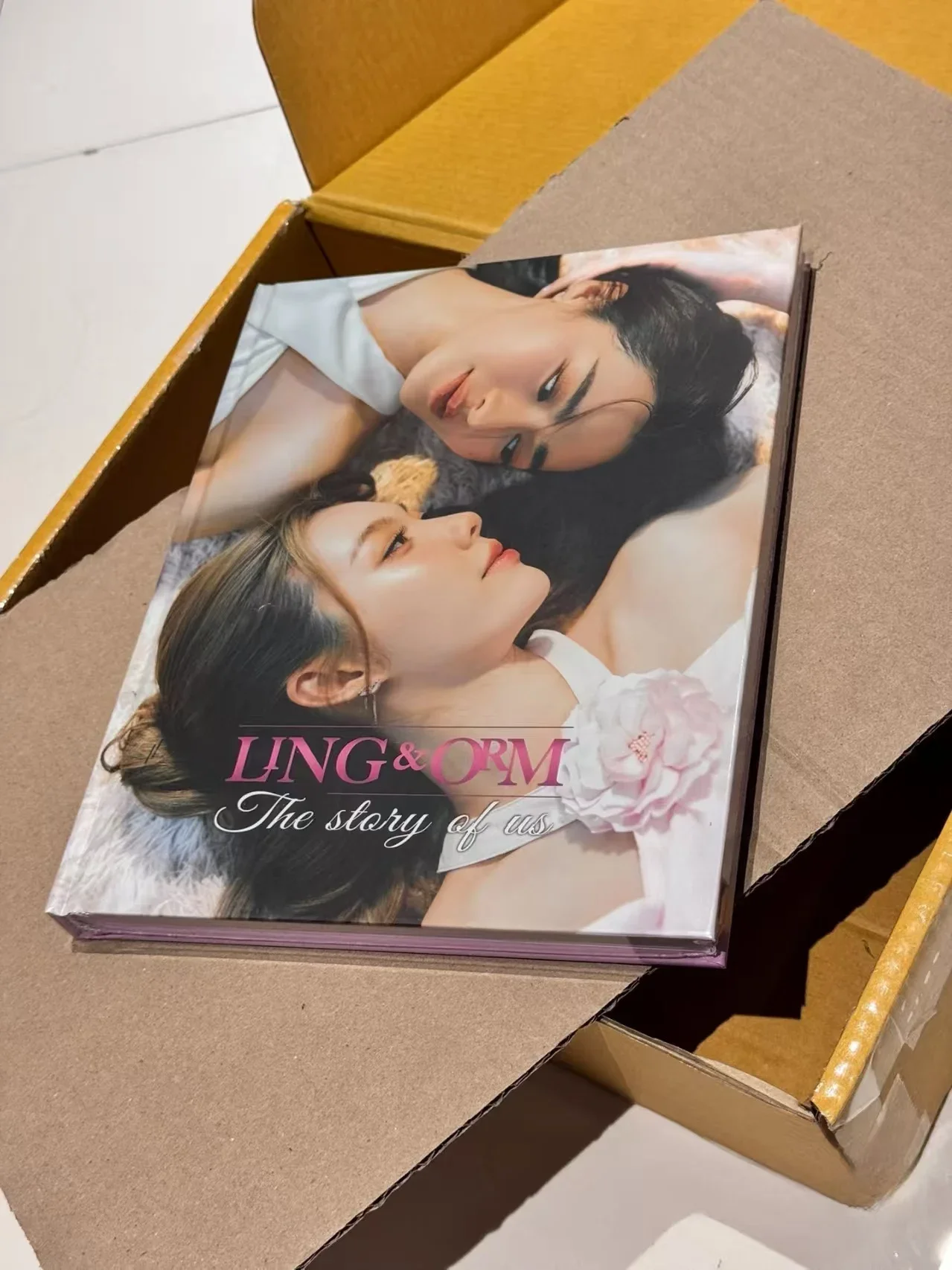 【限定】LingOrm フォトカード＆サイン入りポスターセット 限定】LingOrm フォトカード＆サイン入りポスターセット 楽天市場】A2