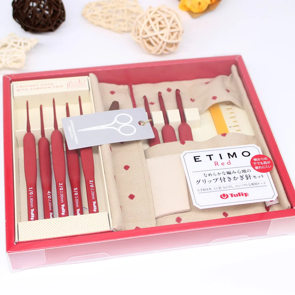 チューリップ　エティモ　レッド　かぎ針編み　フック　セット　クッション エティモ レッド クッショングリップ付きかぎ針セット