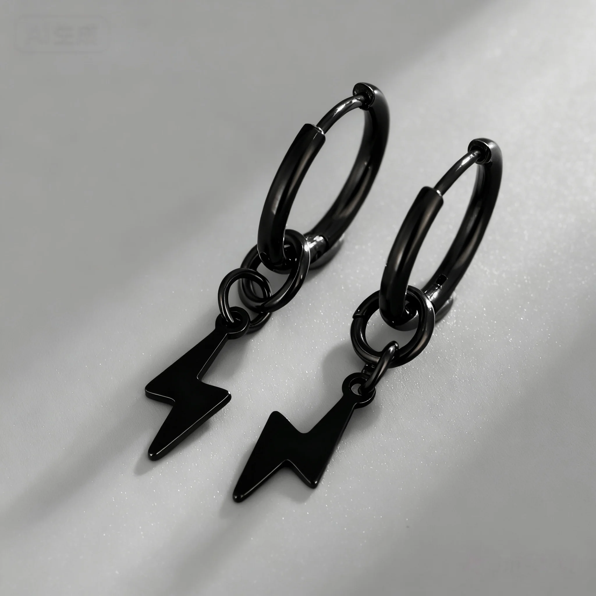 1-10 Paar Lightning Punk Schwarz Edelstahl Damen Piercing Creolen für Männer Wasserdicht Trend Neu In Modernen Schmuck2025 – Detail 7