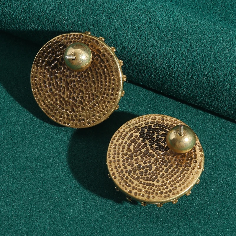 أقراط كلاسيكية خضراء مستديرة من الحجر الطبيعي مجوه...