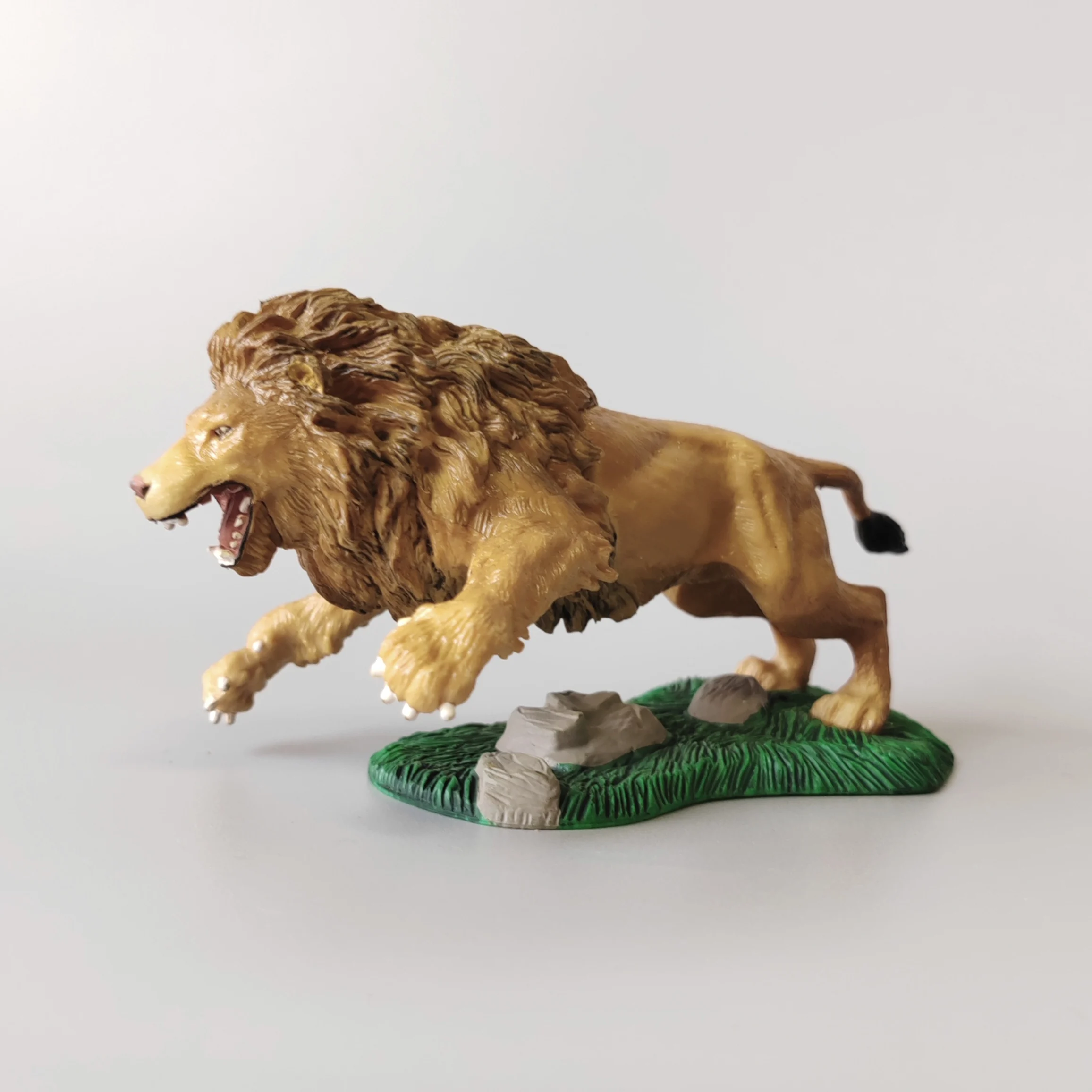 Disney Movie The Chronicles of Narnia Funny Aslan Dwarfs Trumpkin