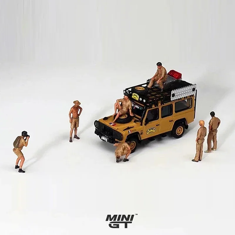 

Коллекция литых под давлением автомобилей Mini GT 1/64, модель автомобиля Land R Defender 110 Кубок с верблюдом 1989
