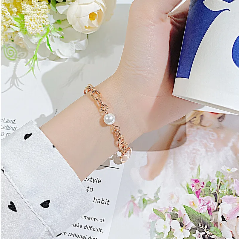 

Asymmetric Pearl Moonlight Stone Heart Stainless Steel Bracelet Women Sweet Temperament Banquet Gift Jewelry
