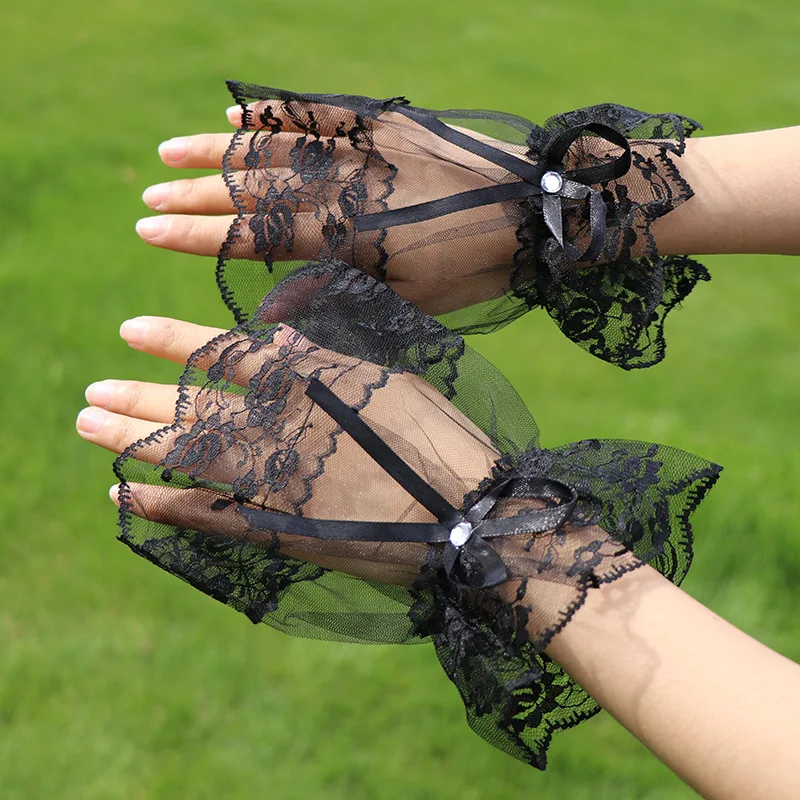 Fingerless gloves Bridal gloves Arm sleeves Detachable wrist cuffs Retro lace gloves and wristbands lolita lace bow wedding dress accessories
