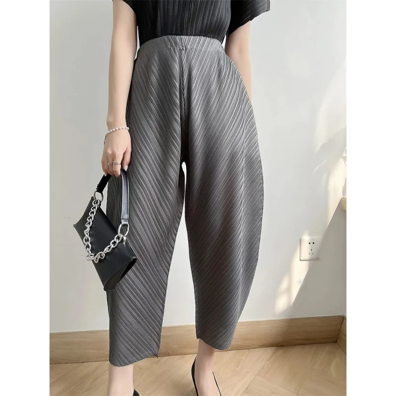 Miyake Pleated Pants Women's 2023 New Banana Pants Fashion All-Match Pleated Pants Casual Loose Wide-Leg Pants Streetwear Women