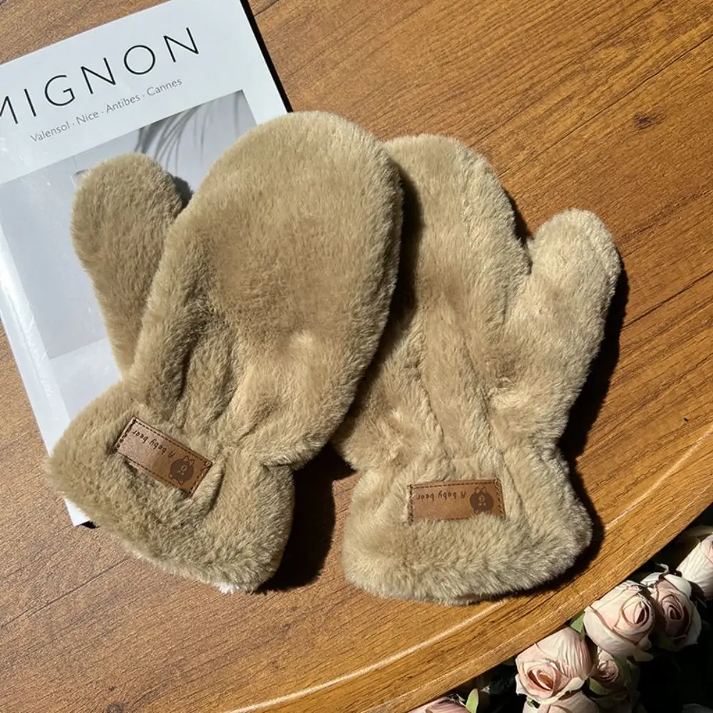 

Cute Winter Warm Gloves New Thickened Fluffy Plush Gloves Women Girls Velvet Letter Gloves Winter Casual Windproof Gloves