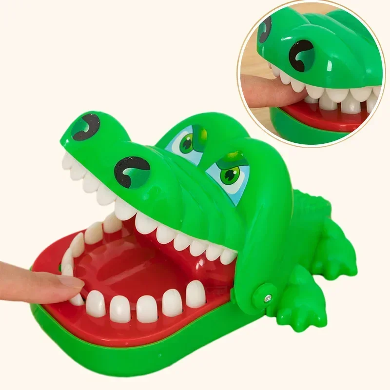 

Finger-biting Trick Toys Simulation Crocodile Shark Bite Finger Decompression Game Gag Toys Cool Stuff for Kids Children Gifts