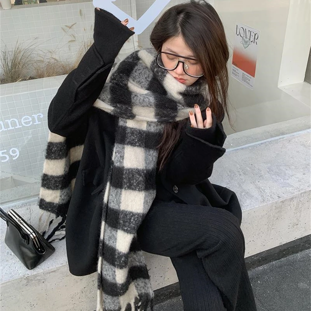 Luxury Mohair Scarf Winter Plaid Imitation Cashmere Scarves Shawl Women's Thicken Geometry Neckerchief Designer Bufanda Invierno 5
