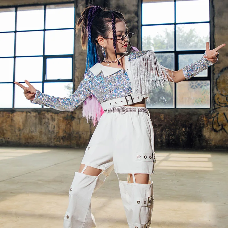 

Modern Street Dance Stage Performance Clothing Hip Hop Suit 2023 Kids Jazz Dance Costumes Sequin Fringe Tops White Pants